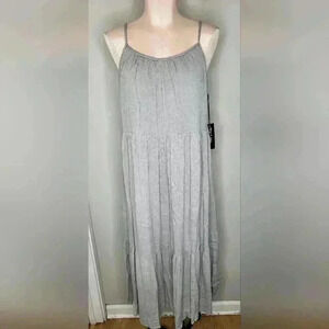 Doe and Rae NWT New Light Gray Tiered Midi Dress Womens Size Small
